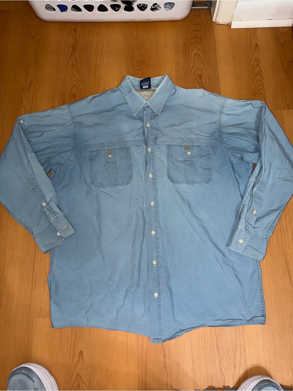 Men's Light Blue Long-Sleeve Casual Button-Down Shirt made in USA